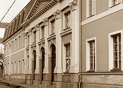 A r�gi Anat�miai Int�zet (Dischka Gy. utca) homlokzata